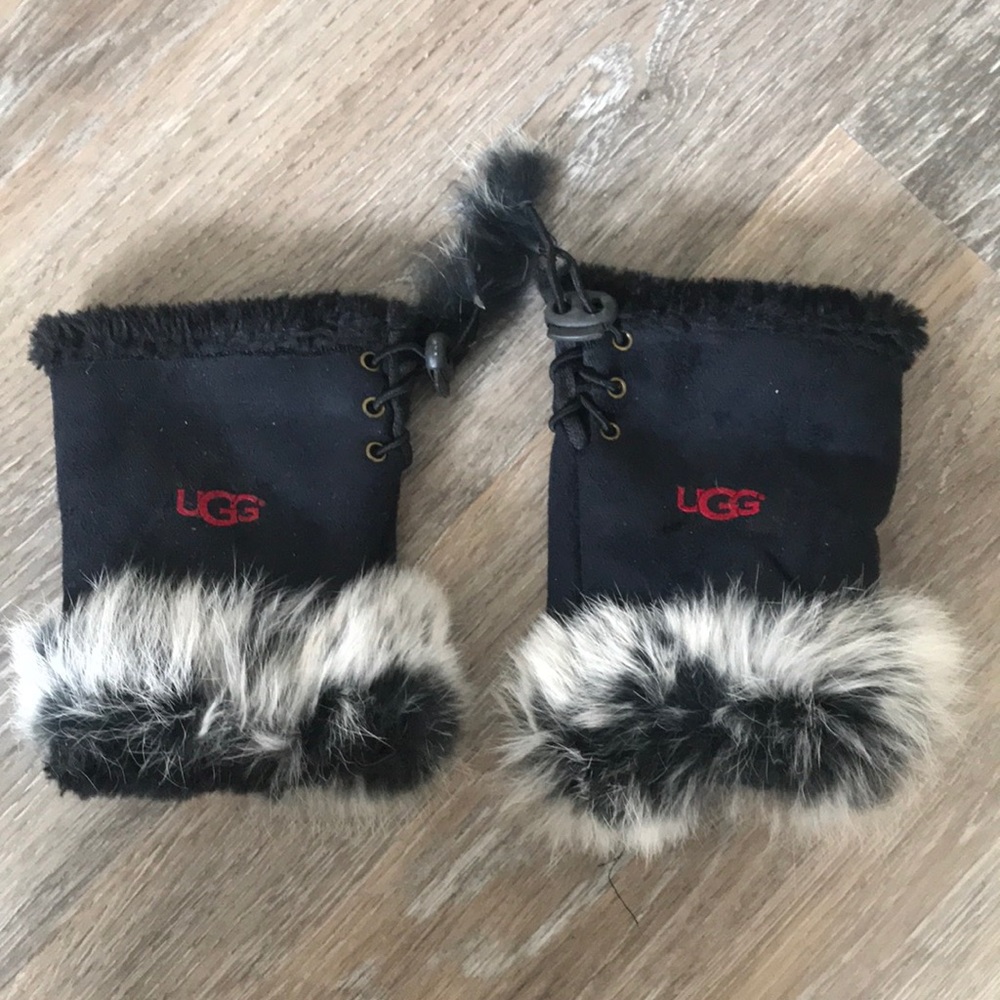 UGG GLOVES